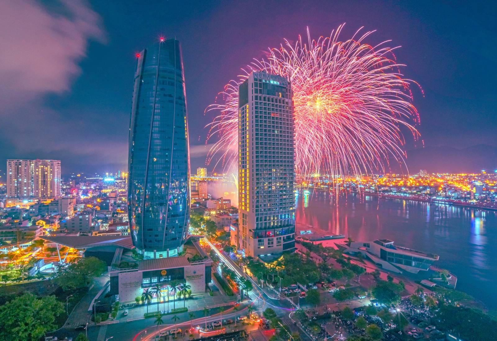 Khu nghỉ dưỡng 5 sao tại Đà Nẵng cho mùa Lễ hội pháo hoa Quốc tế ĐN